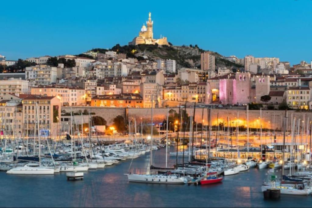 Appartement Climatise + Terrasse Marseille
